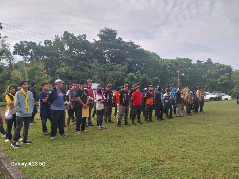 Lomba Lintas Alam Ekowisata di Padang Janiah Batu Busuak Kecamatan Pauh