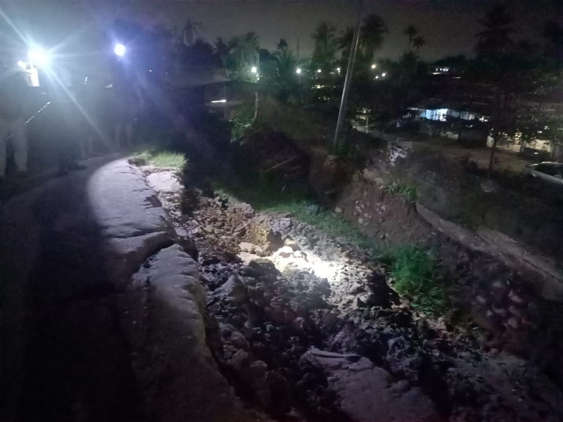 Tanah Amblas di Komplek Rindang Alam Ancam 3 Rumah Warga